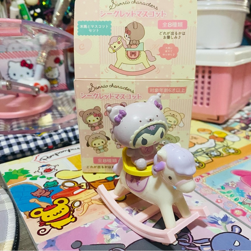 Kuromi figure